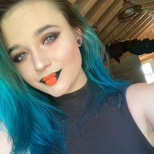 Meet your Posher, Annabelle